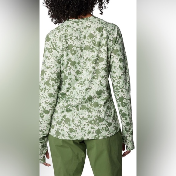 Columbia Women's Summit Valley Long Sleeve Crew - Picture 2 of 5